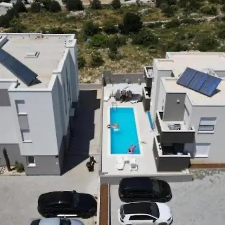 The Palms Luxury Pool Aparthotel Novalja Exterior foto